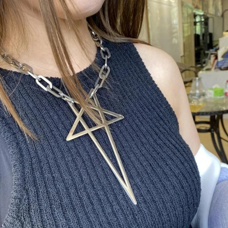 Rebel Gothic Star Necklace