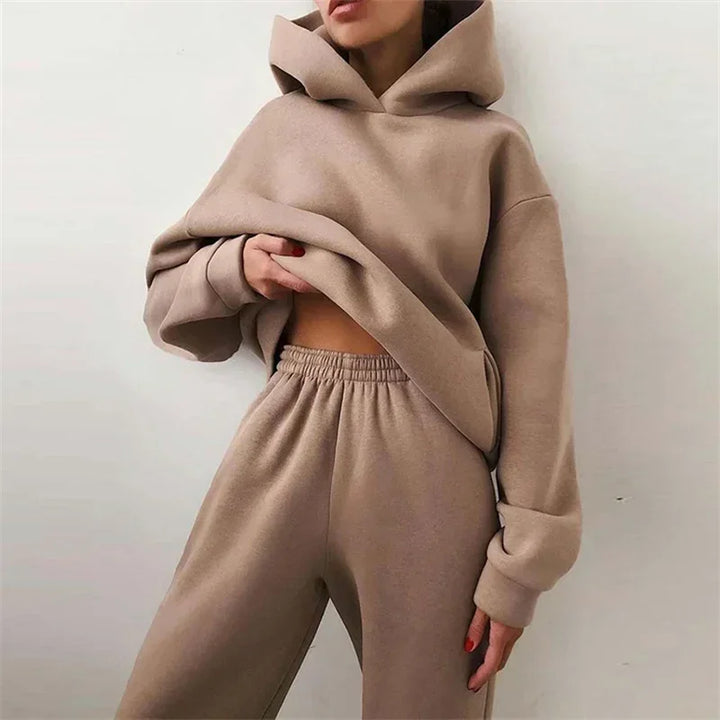 Beige oversized hoodie and sweatpants loungewear set, Rovelli casual fashion