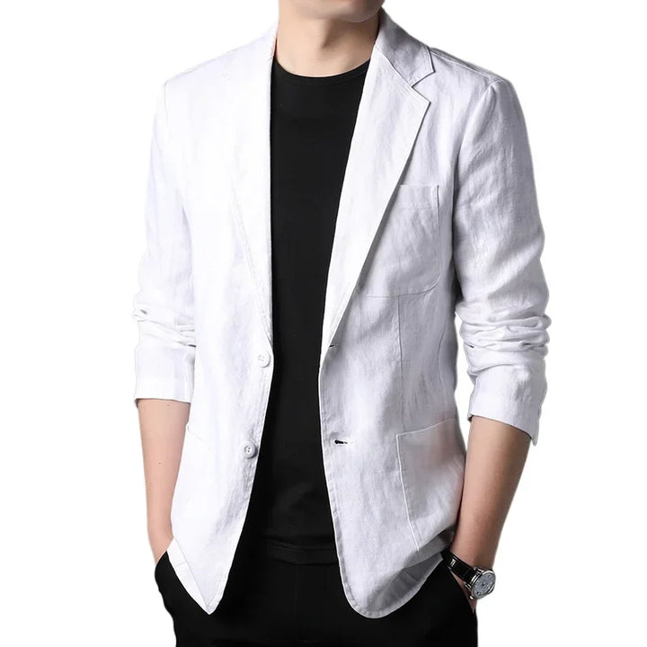 Man wearing a white linen blazer with black shirt, Rovelli modern fashion style